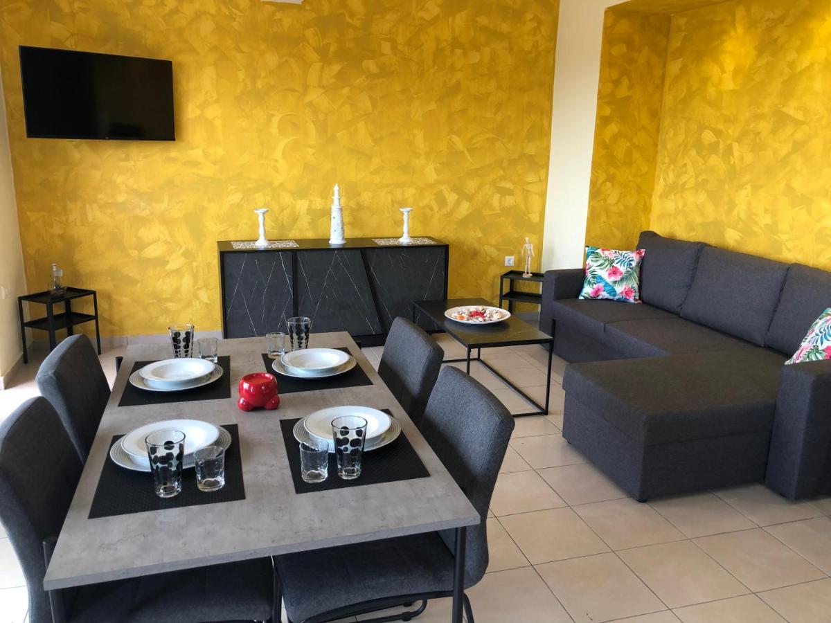 Kakovatos - Luxury Sea View Apartment “Theodora” 54M2. Eksteriør bilde